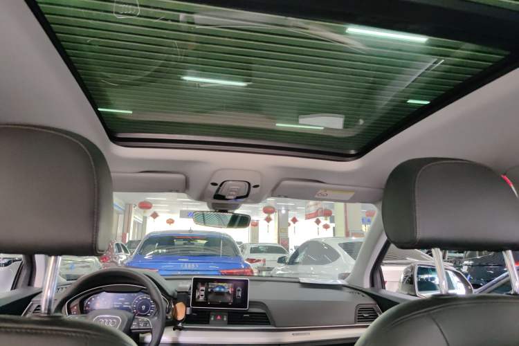 Used Audi Q5L 2020 Updated 40 TFSI Prestige Fashion Edition Headliner