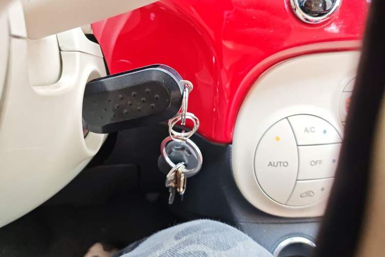 Used Fiat 500 2011 1.4L Deluxe Edition
