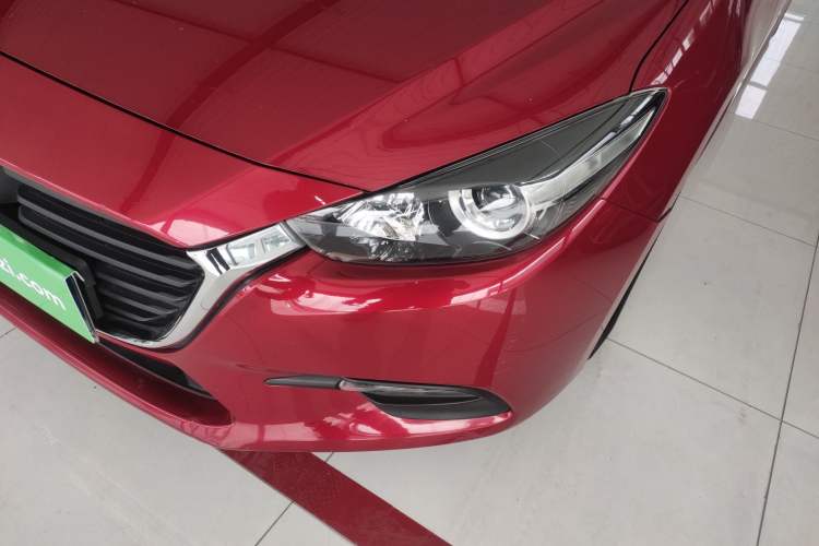 Used Mazda 3 Axela 2017 Sedan 1.5L Automatic Comfort Model Emission Standard China V Left Front Headlight