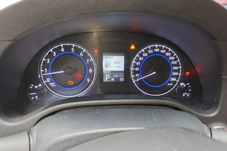 Used Infiniti G Series 2013 G25 Sedan Luxury Sport Edition Odometer Close Up