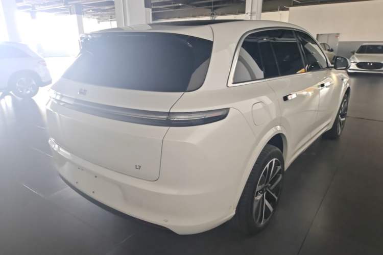 Used Li Auto L7 2023 Pro Model
