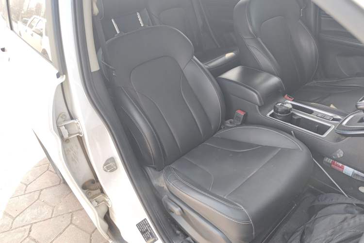 Used Haval M6 2021 PLUS 1.5T DCT Luxury Smart Connectivity Model