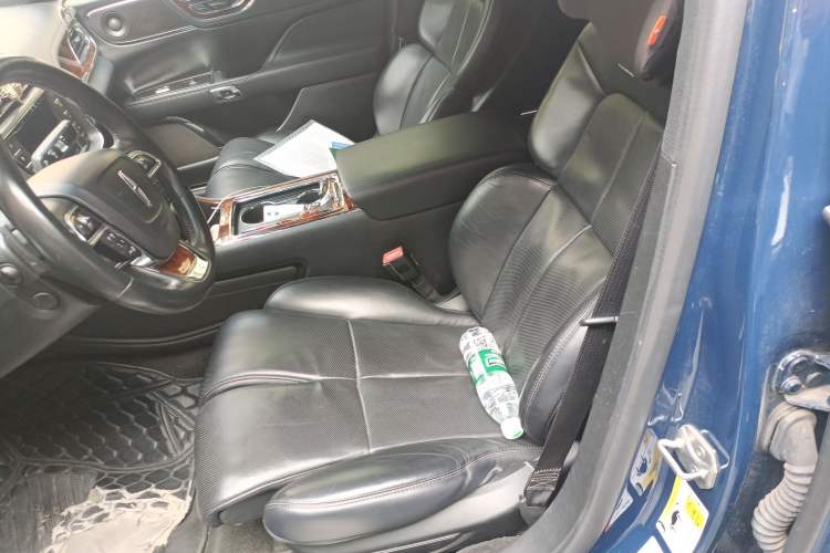 Used Lincoln Continental 2019 2.0T Two-Wheel Drive Prestige Version China VI Standard
