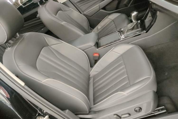 Used Volkswagen Passat 2023 330TSI Starry Elite Edition
