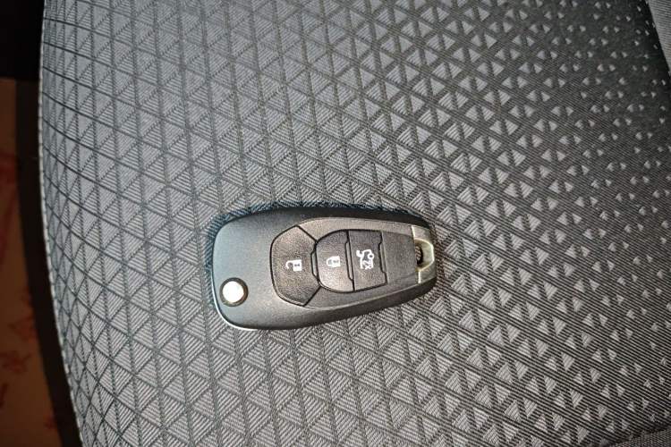Used Chevrolet Cavalier 2020 325T Automatic Enjoyment Edition Vehicle Key