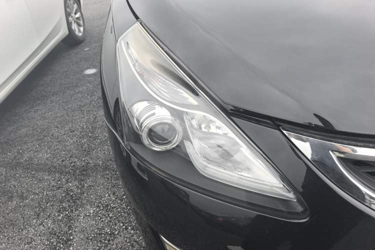 Used Nissan Tiida 2011 1.6L CVT Smart Version