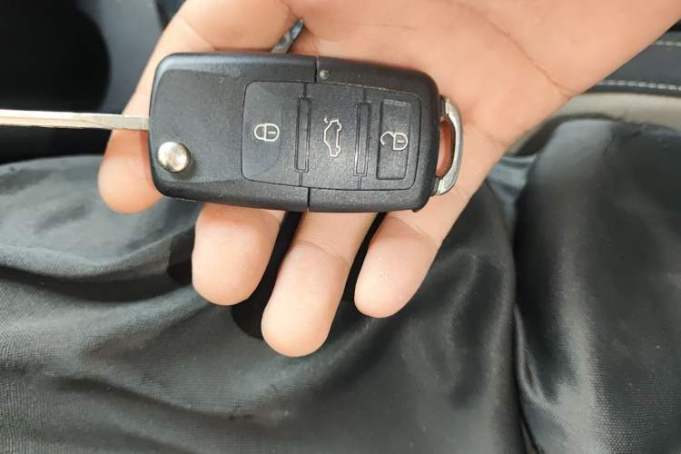 Used Volkswagen Polo 2012 1.6L Cross Polo Automatic Transmission
