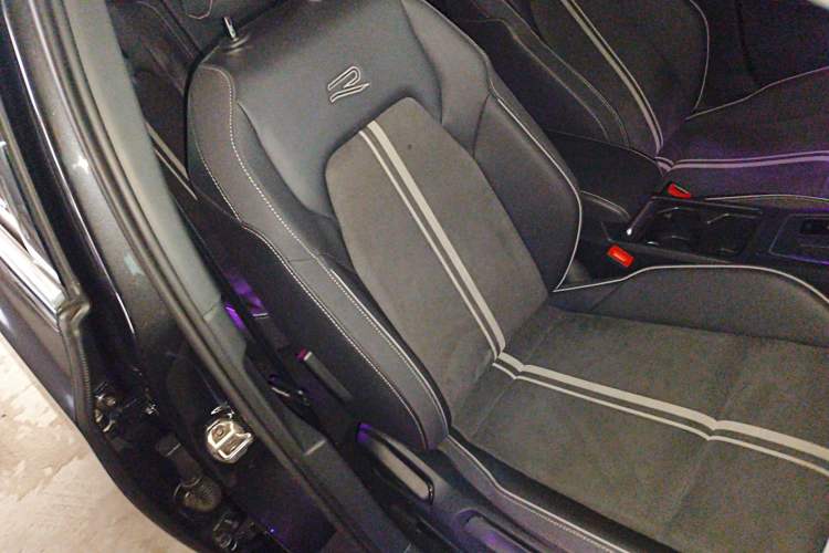 Used Volkswagen Golf 2021 280TSI DSG R-Line
