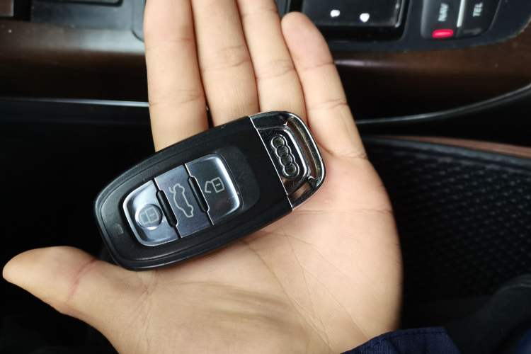 Used Audi A6L 2015 35 FSI quattro Comfort Model
