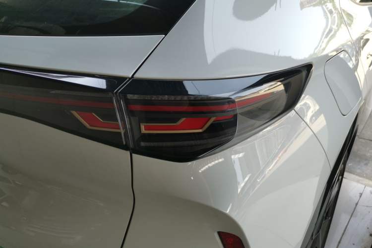 Used Volkswagen ID.UNYX 2024 Pro Long-Range Version