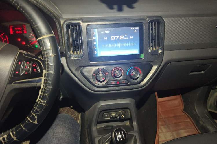 Used Wuling Zhengtu 2021 1.5L Adventure LAR Audio And AC Panel
