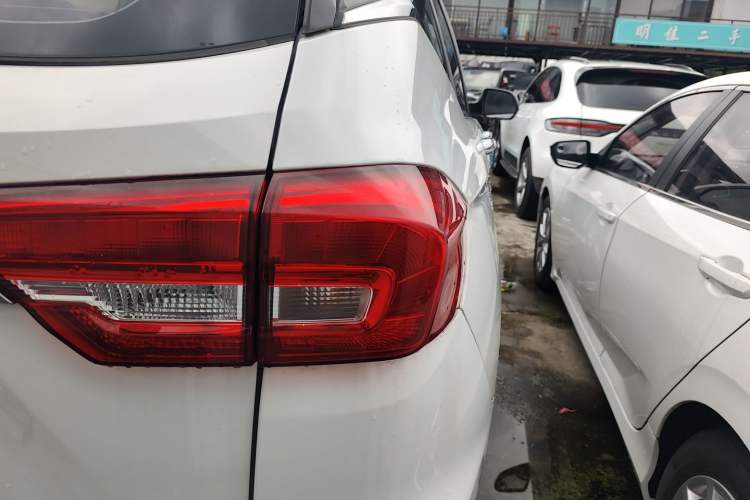 Used Haval M6 2019 1.5T Manual Two-Wheel Drive Elite Version China VI Standard