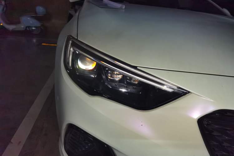 Used Buick Regal 2019 GS 28T Prestige Model China VI Standard Right Front Headlight