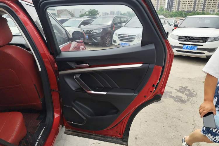 Used Haval H4 2019 Red-Label 1.5 GDIT DCT Elite SmartConnect Edition
