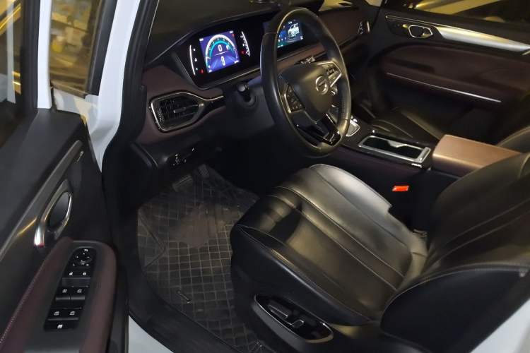 Used GAC Trumpchi M6 2023 PRO 270T DCT Luxury Edition
