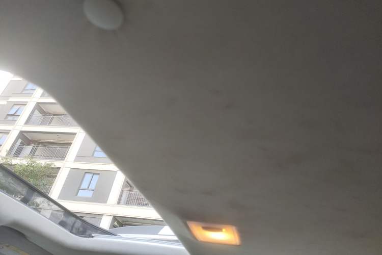 Used Chevrolet Trax 2016 1.4T Manual Two-Wheel Drive Comfort Version with Sunroof