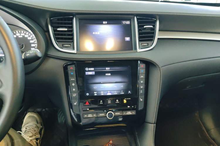 Used Infiniti QX50 2020 Revised Version 2.0T Two-Wheel Drive Fashion Edition
