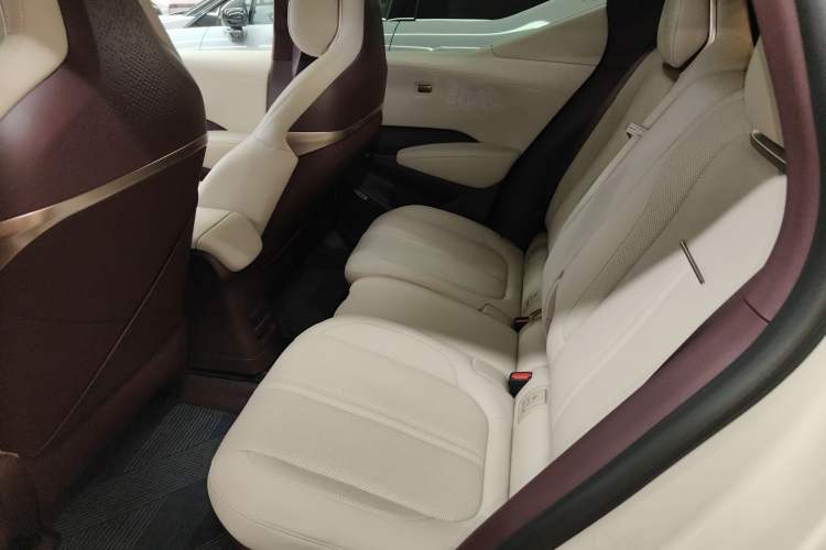 Used Zeekr X 2025 Four-Seater Rear-Drive Cube Version
