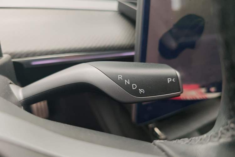 Used Tesla Model 3 2022 Performance High-Performance All-Wheel-Drive Version Gear Lever