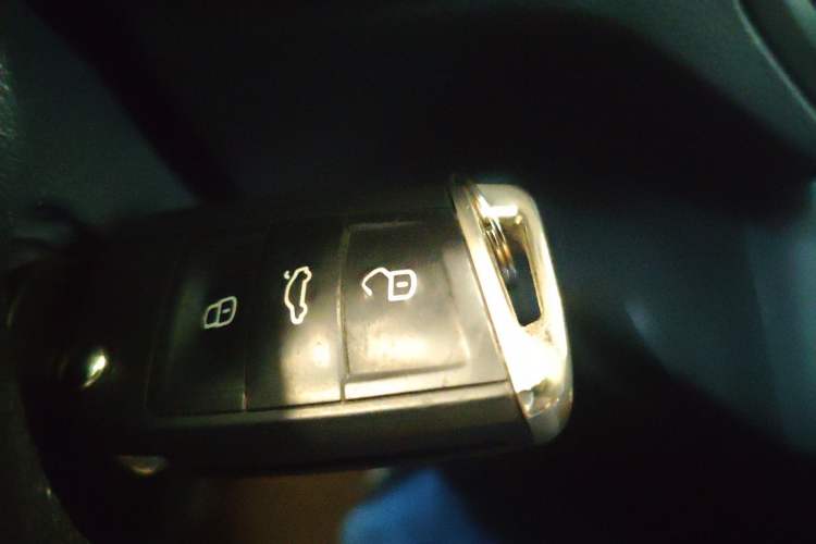 Used Volkswagen Lavida 2019 1.5L Automatic Comfort Edition China VI Standard Vehicle Key