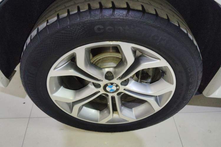 Used BMW X3 2016 xDrive20i M Sport Edition Right Rear Wheel Hub