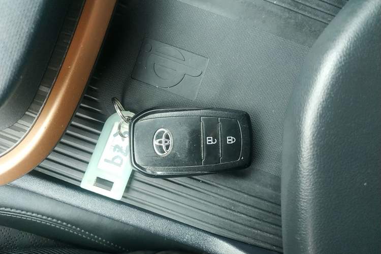 Used Toyota bZ3 2023 616 km Long-Range Premium
