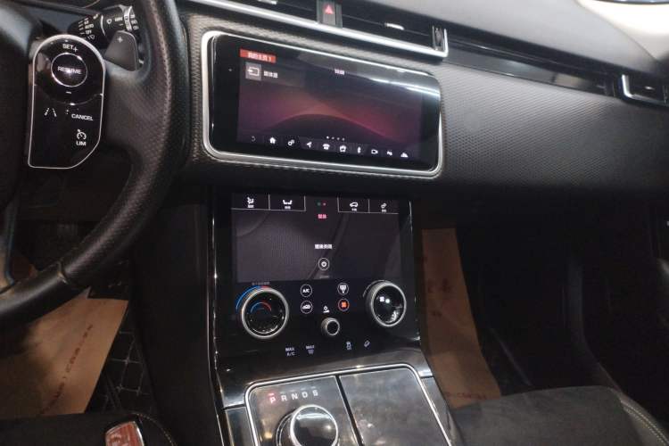 Used Land Rover Range Rover Velar 2019 250 PS
