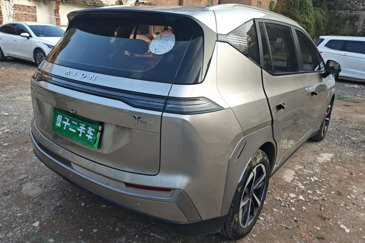 Used AION Y 2023 Younger Star Edition
