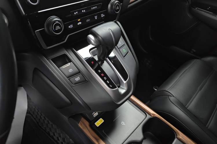 Used Honda CR-V 2021 240TURBO CVT 2WD Fashion Edition Gear Lever