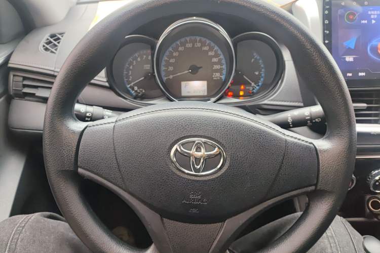 Used Toyota YARiS L Zhi Xuan 2019 1.5E CVT Dynamic Edition China VI compliant Steering Wheel