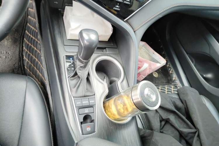 Used Toyota Camry 2021 2.5G Luxury Edition Gear Lever