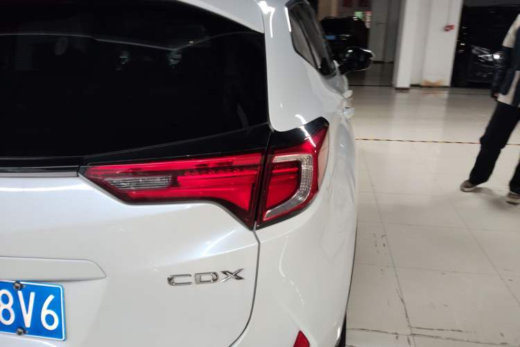 Used Acura CDX 2016 1.5T Two-Wheel Drive Deluxe Edition