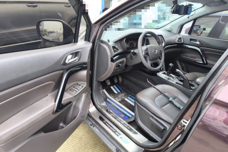 Used GAC Trumpchi GS4 2017 200T Manual Two-Wheel Drive Elite Edition Driver Seat