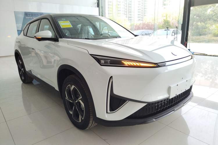 Used Dongfeng Aeolus L7 New Energy 2025 518 Comfort Edition Front Right 45 Deg