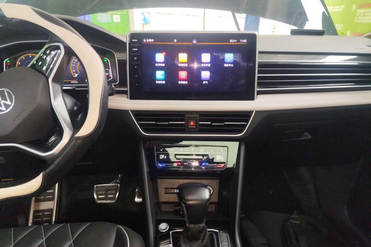 Used Volkswagen Tiguan L 2022 330TSI Automatic Two-Wheel Drive R-Line Enhanced Edition
