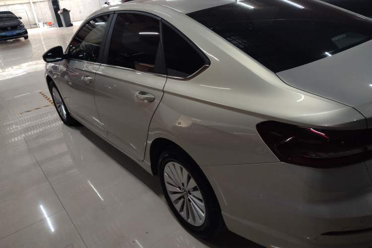 Used Volkswagen Lavida 2022 1.5L Automatic Comfort Edition
