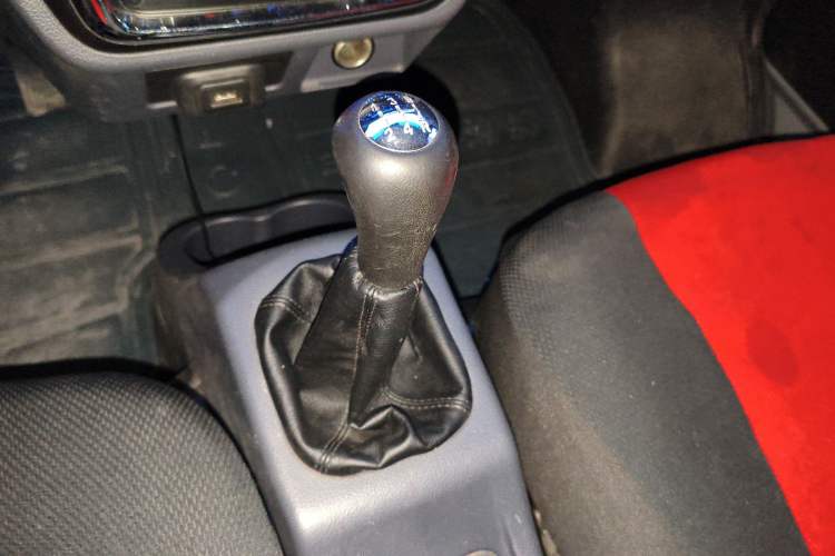 Used Jinbei Hiace X30 2020 1.5L Van Super-Enjoyment Model China VI Standard SWC15M
