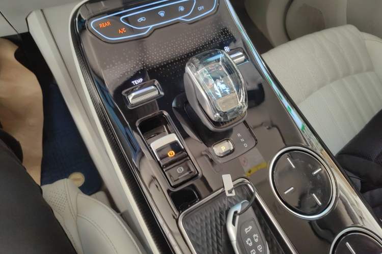 Used FORTHING Xinghai V9 2024 1.5TD 200km Qingyunti Series Premium Version