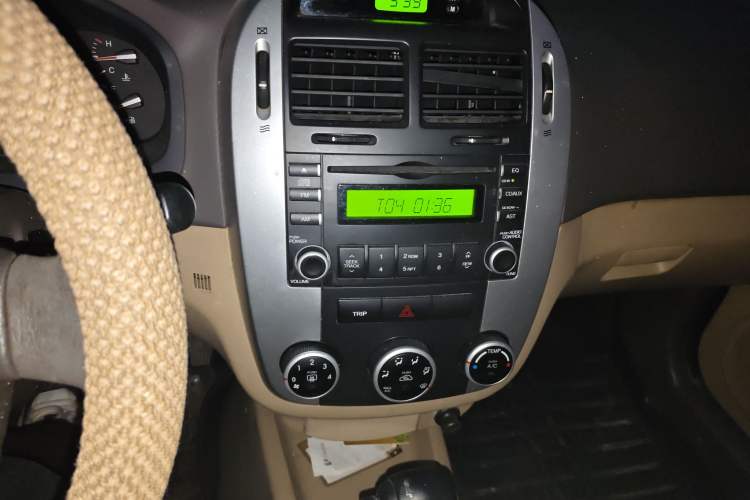 Used Kia Cerato 2008 European-style 1.6 MT GL
