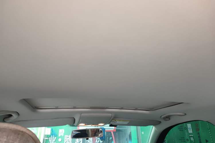 Used Volkswagen Cross Lavida 2014 1.6L Automatic Headliner