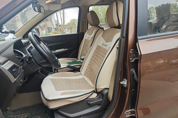 Used Wuling Hongguang 2018 1.5L S Comfort Model L2B
