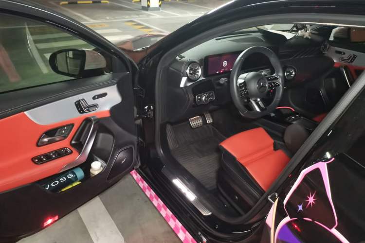 Used Mercedes-Benz A AMG 2024 AMG A 35 4MATIC Driver Seat