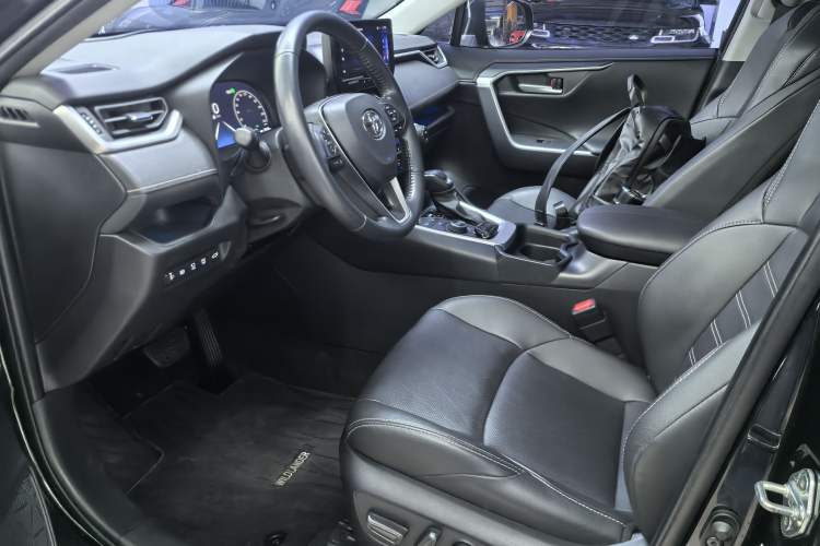 Used Toyota Wildlander 2023 Dual-Motor 2.5L E-CVT Four-Wheel Drive Prestige Edition
