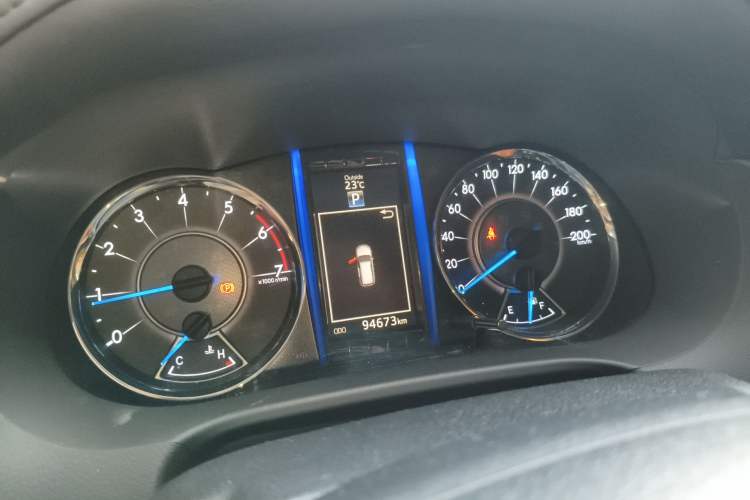 Used Toyota Fortuner  Instrument Cluster