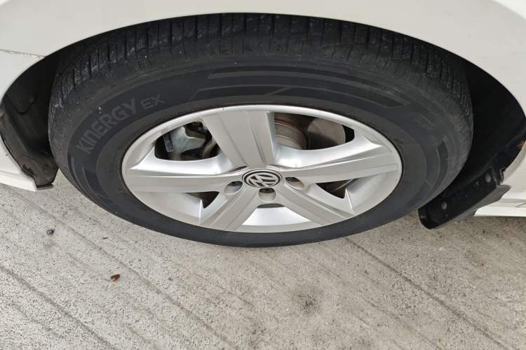 Used Volkswagen Lamando 2021 230TSI DSG Fashion Edition Left Front Wheel Hub