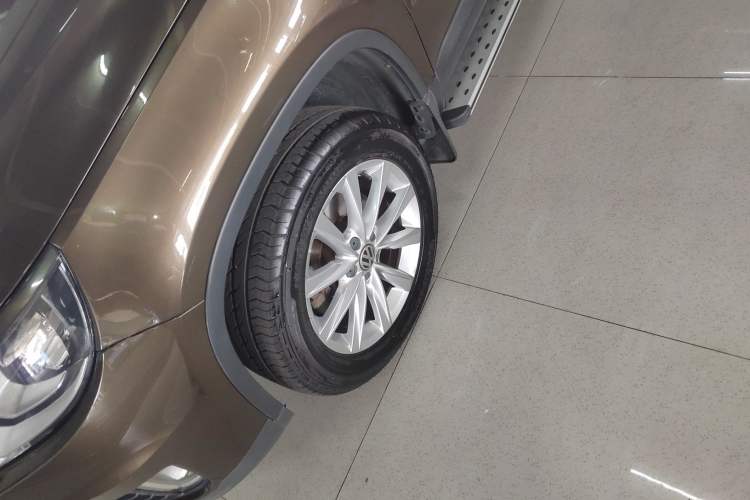 Used Volkswagen Tiguan 2017 300TSI Automatic Two-Wheel Drive Silk Road Comfort Edition