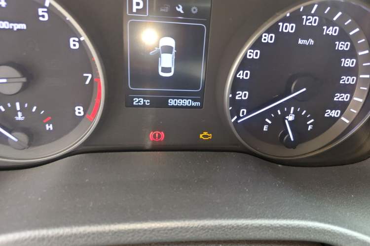 Used Hyundai Elantra (6th Generation / Lingdong) 2016 1.6L Automatic ZhiXuan – Elite Version
