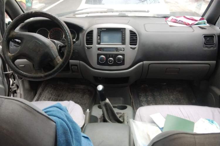 Used FORTHING Lingzhi 2011 1.9T Short Wheelbase Standard Edition