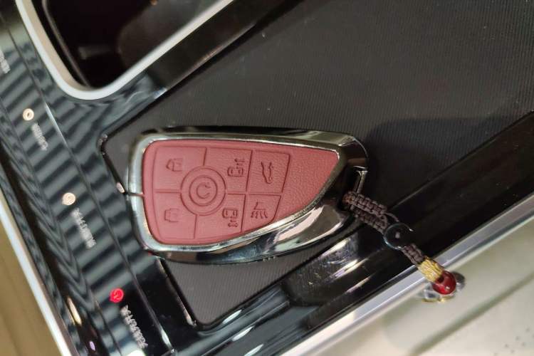 Used Buick GL8 New Energy 2025 Lu Shang Luxury Edition 7-Seater Interior 1