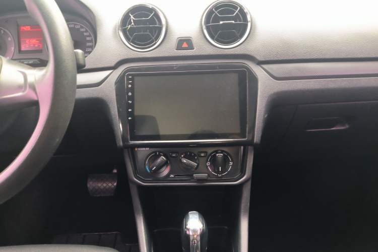 Used Volkswagen Jetta 2017 1.5L Automatic Fashion Model